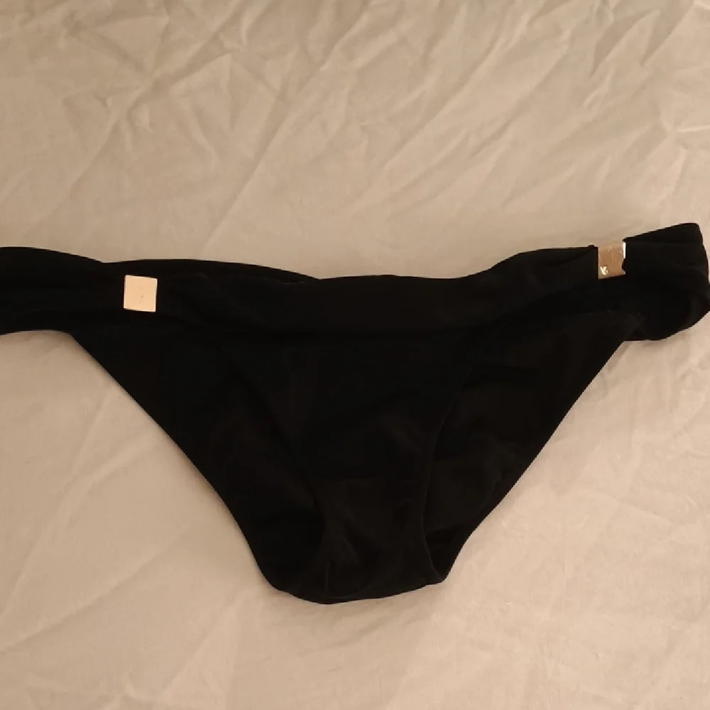 Victoria's Secret Black Bikini Bottom with Gold Accents - Picture 1 of 4